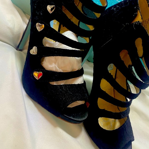 Blue by Betsey  Johnson - Picture 3 of 3